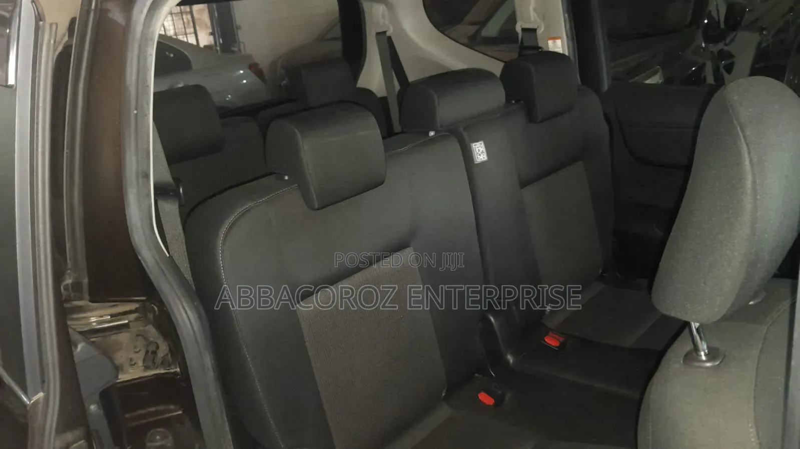 Toyota Sienta 2018 Brown