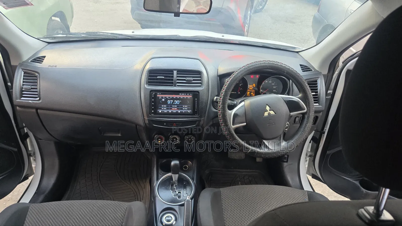 Mitsubishi RVR 2018 White