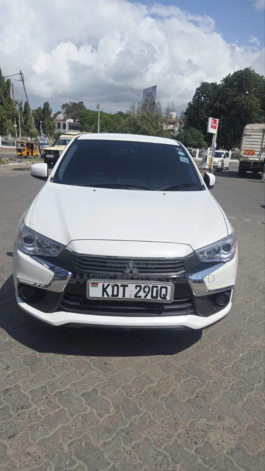 Mitsubishi RVR 2018 White