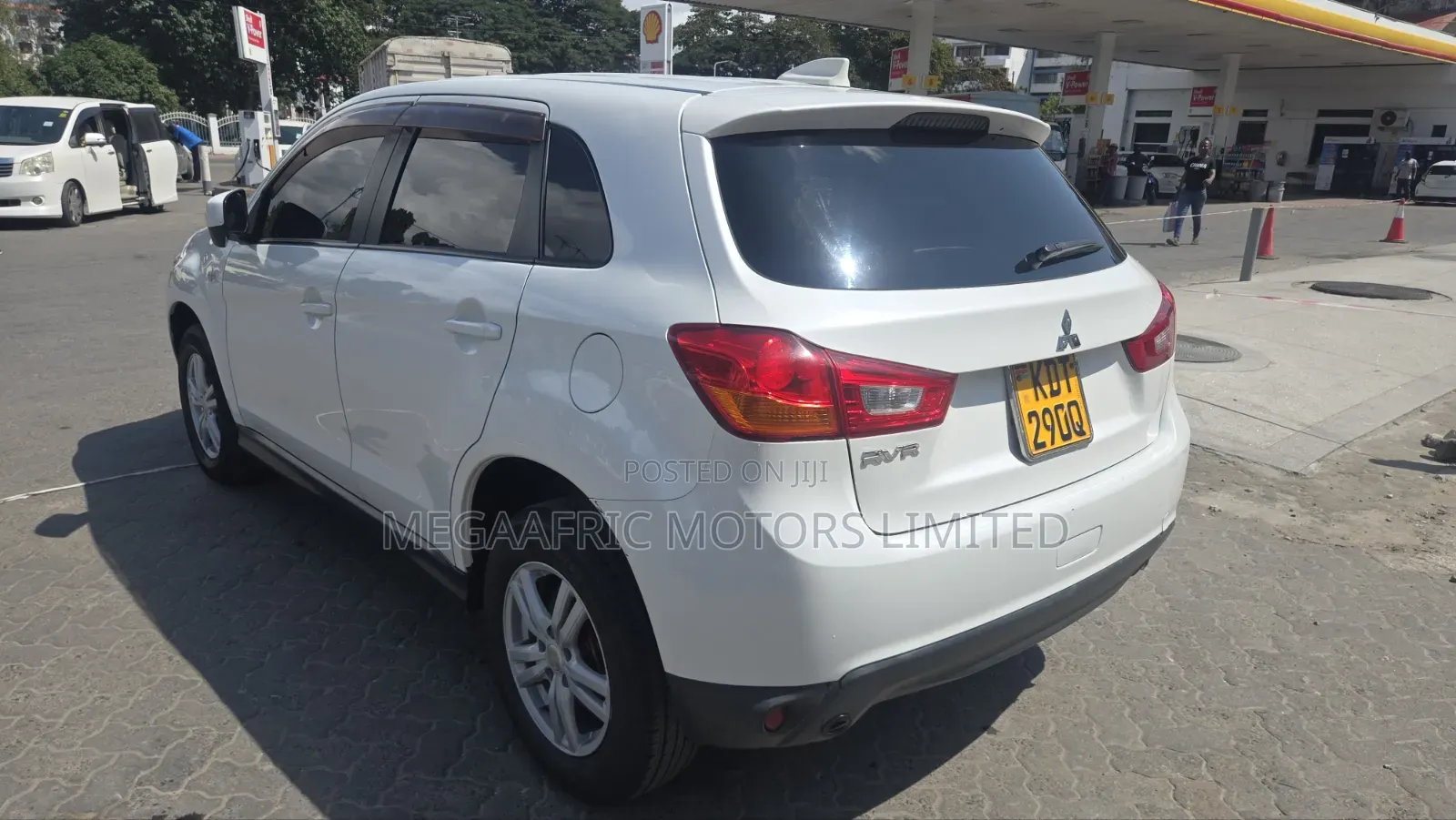 Mitsubishi RVR 2018 White