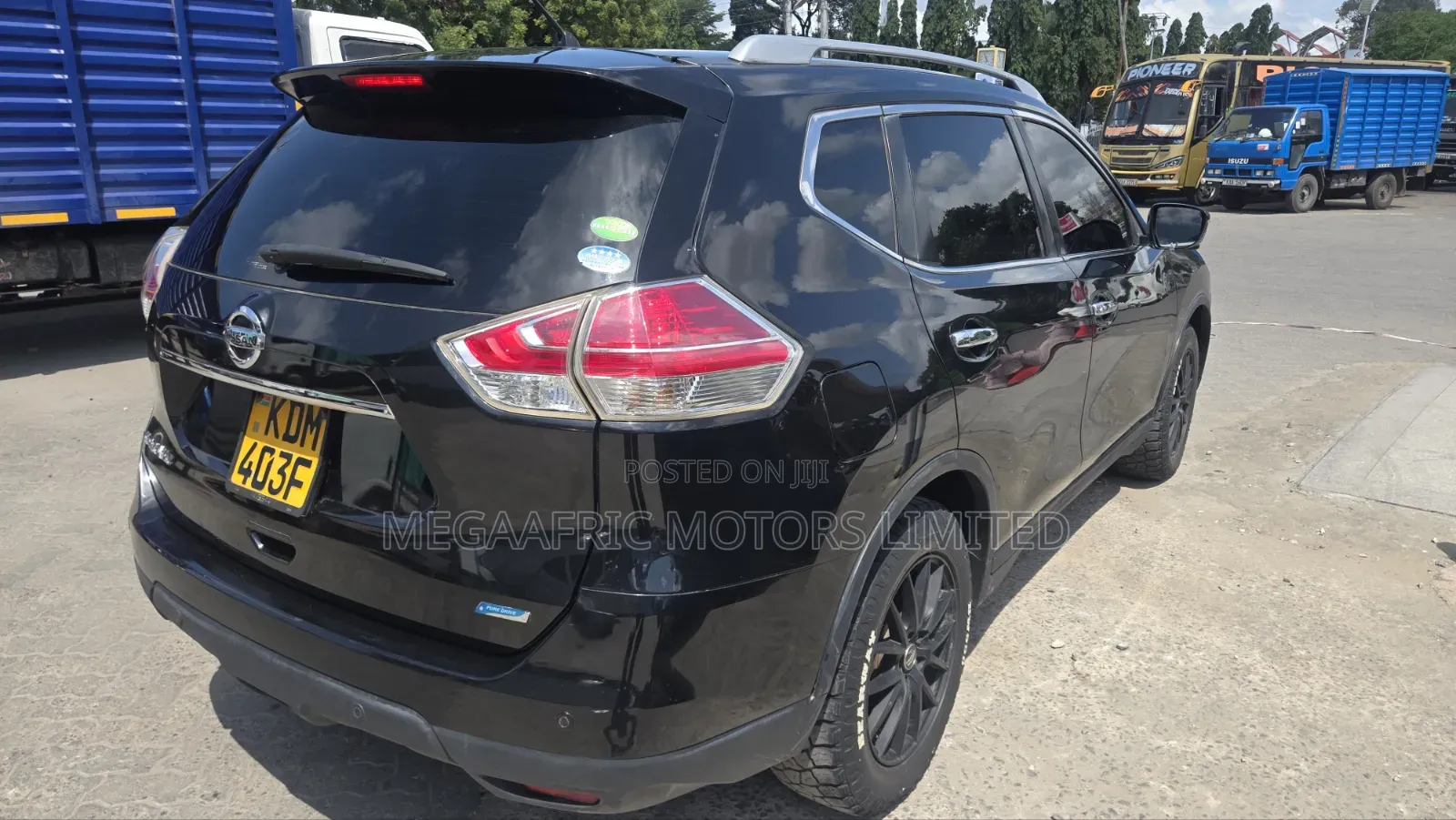 Nissan X-Trail 2016 Black