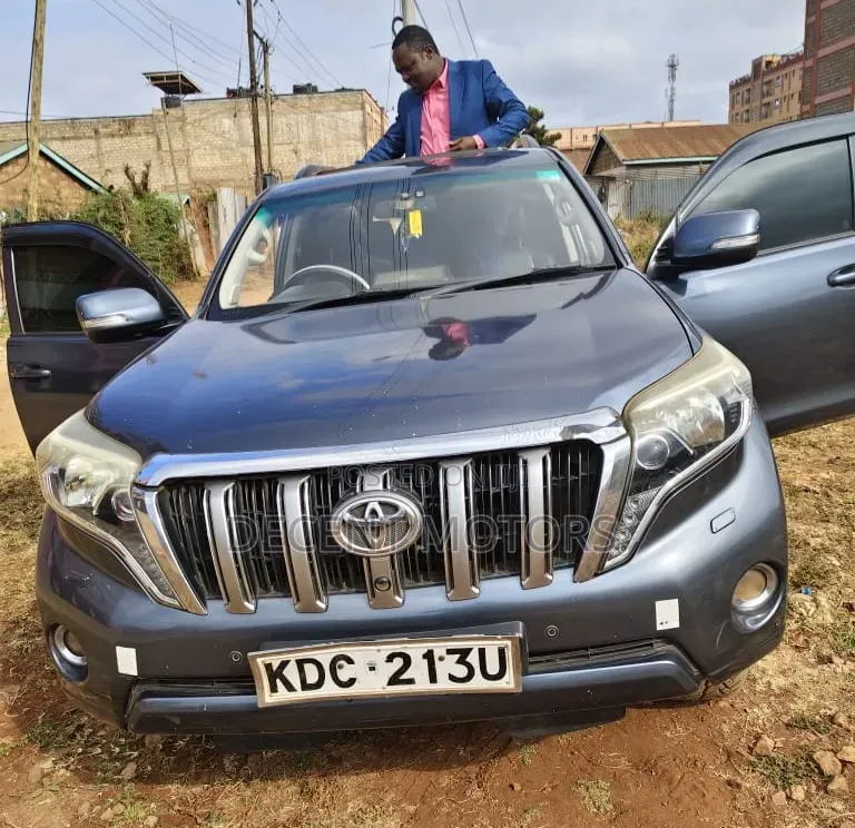 Toyota Land Cruiser Prado 2014 Gray