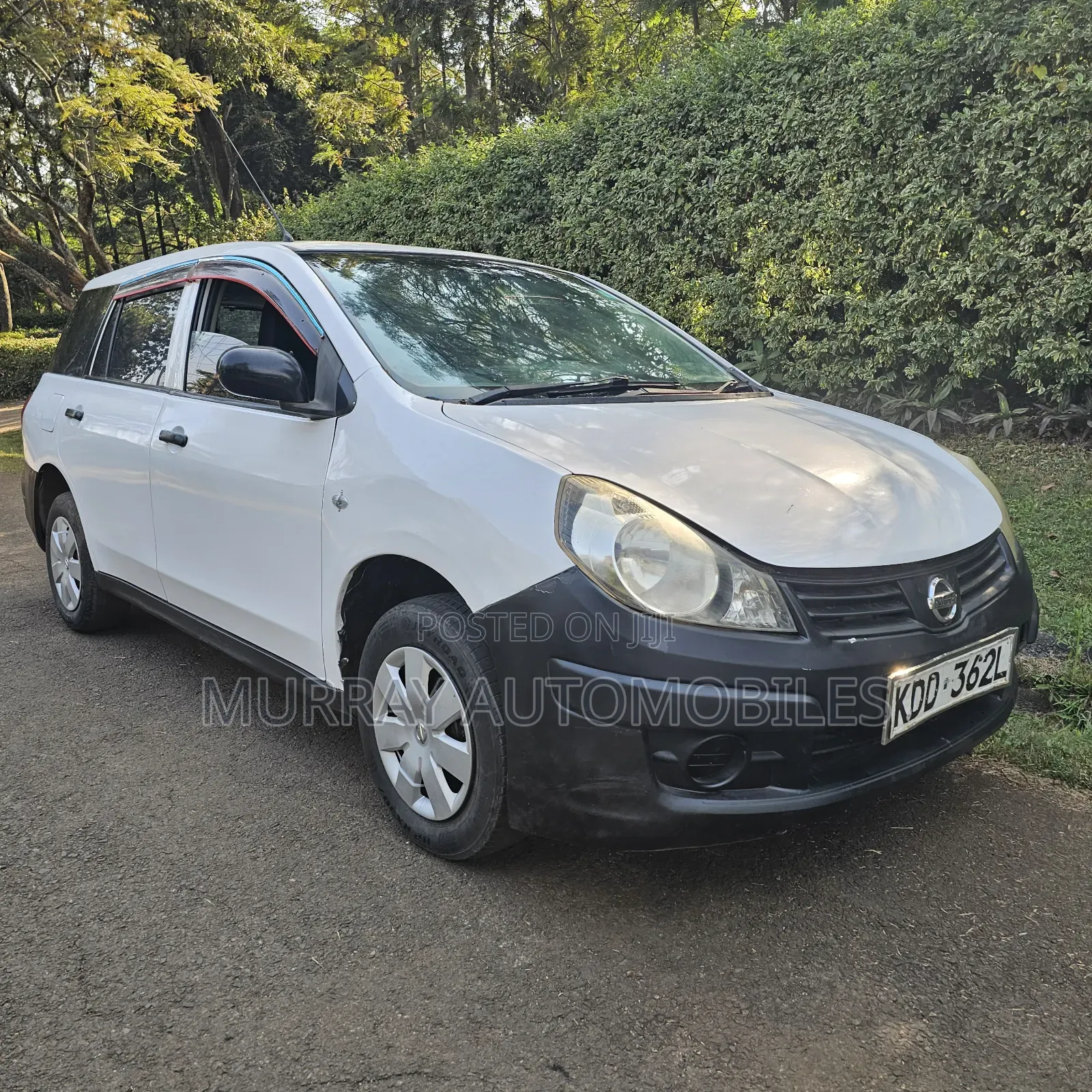 Nissan Advan 2014 White