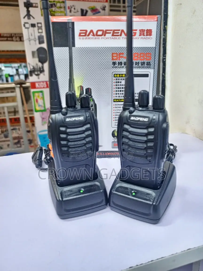 2PCS Baofeng BF-888S 5W UHF Walkie Talkies With Charging Docks