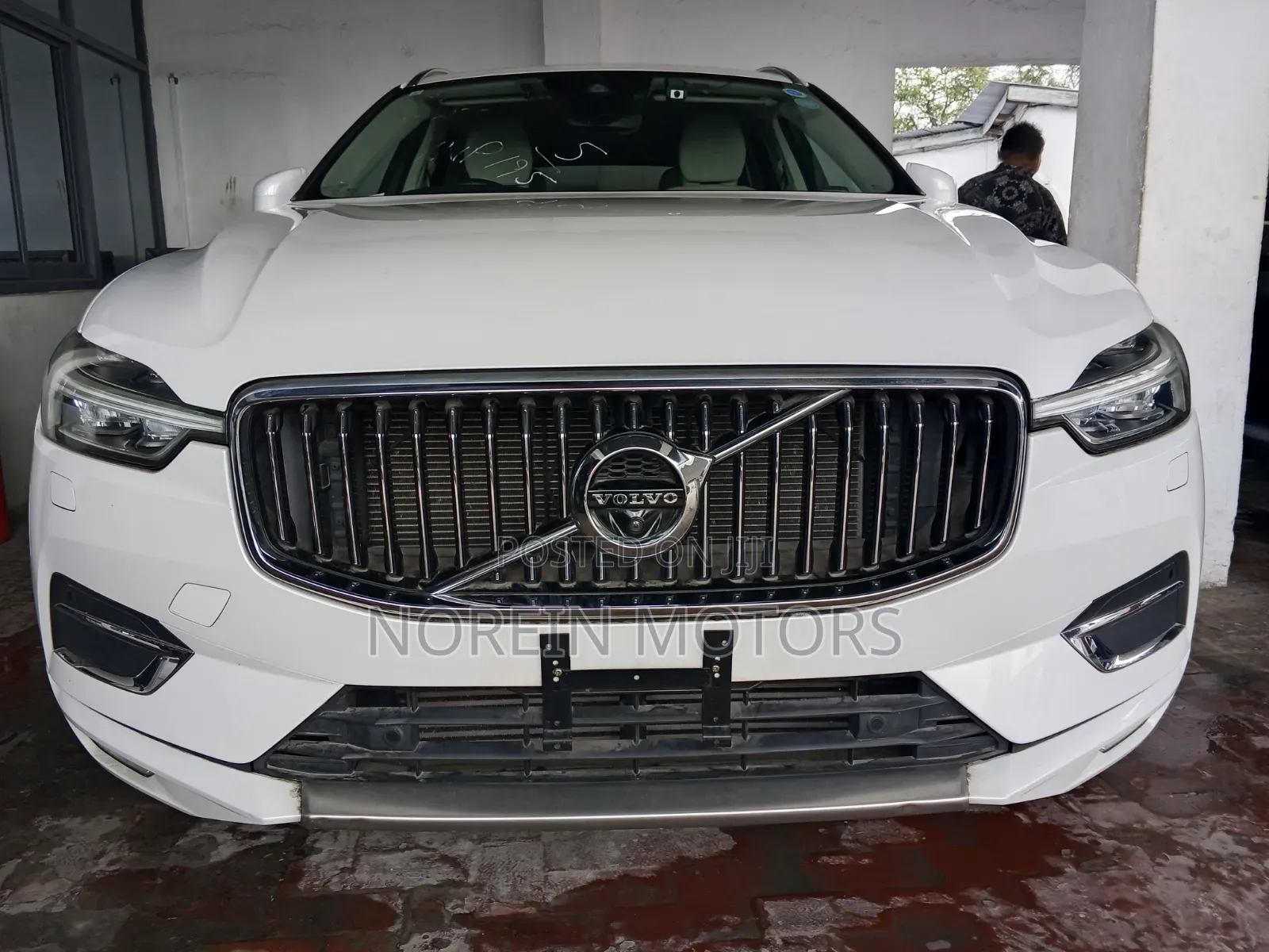 Volvo XC60 2019 White