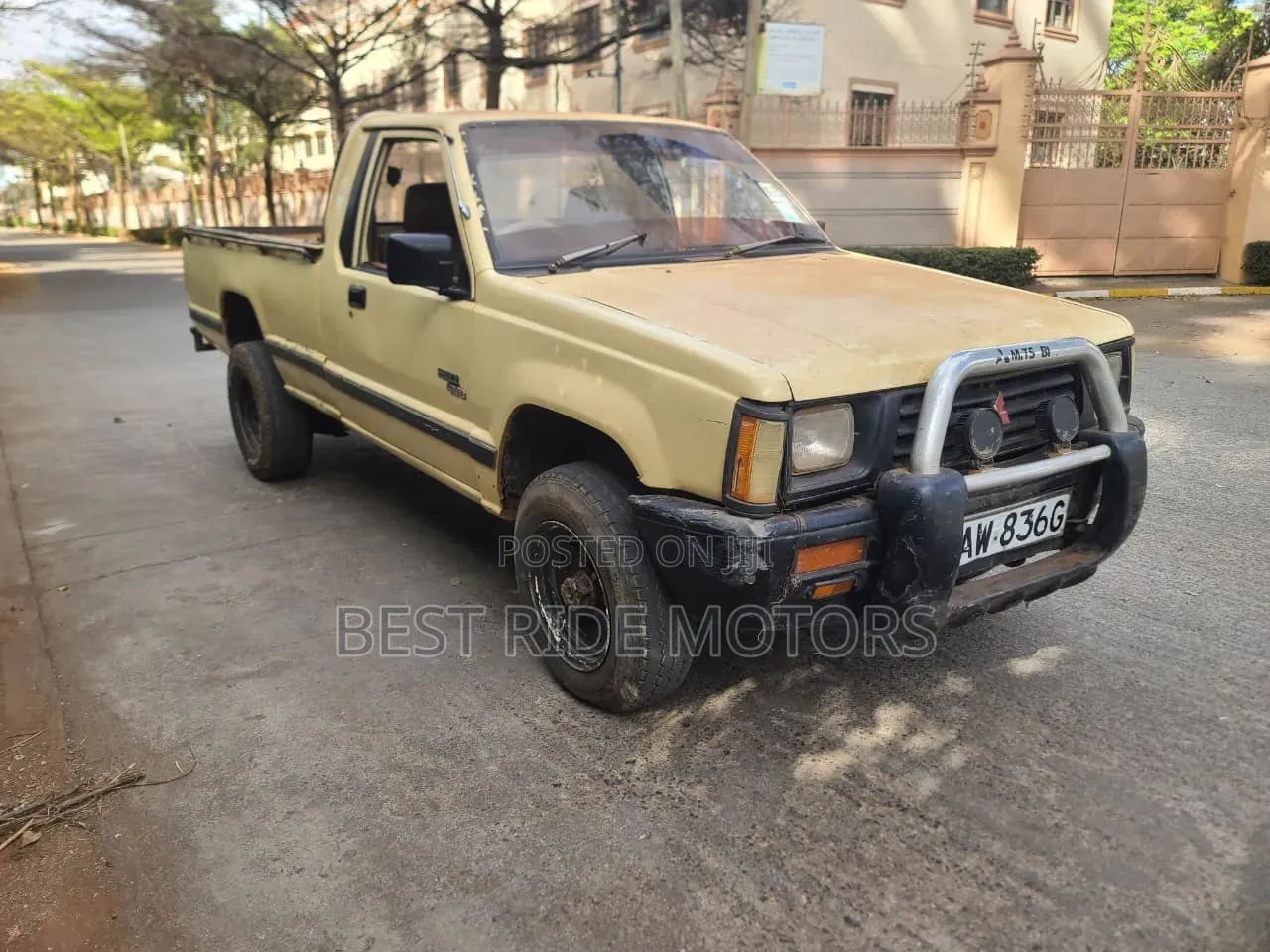 Mitsubishi L200 Single Cab 2.5 TD 4WD 2006 Beige