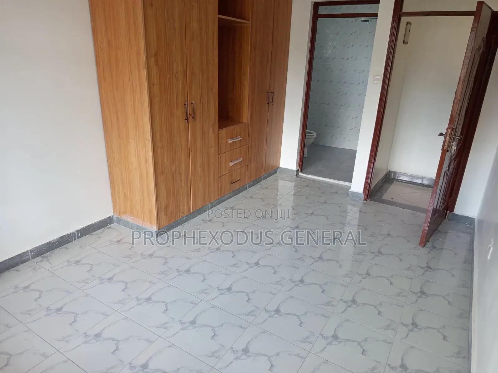 3bdrm Bungalow in Matasia for sale