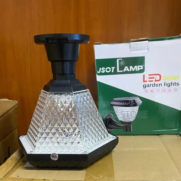 Modern Outdoor Solar Post Light for Driveway and Garden