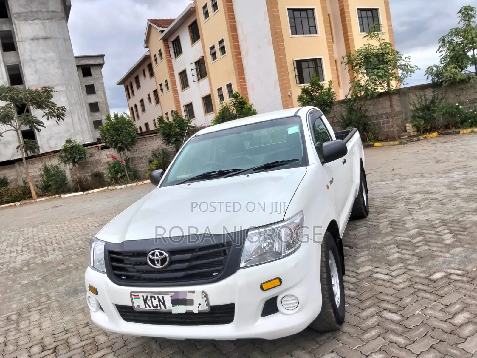Toyota Hilux 2.5 D-4D SRX 2011 Pearl
