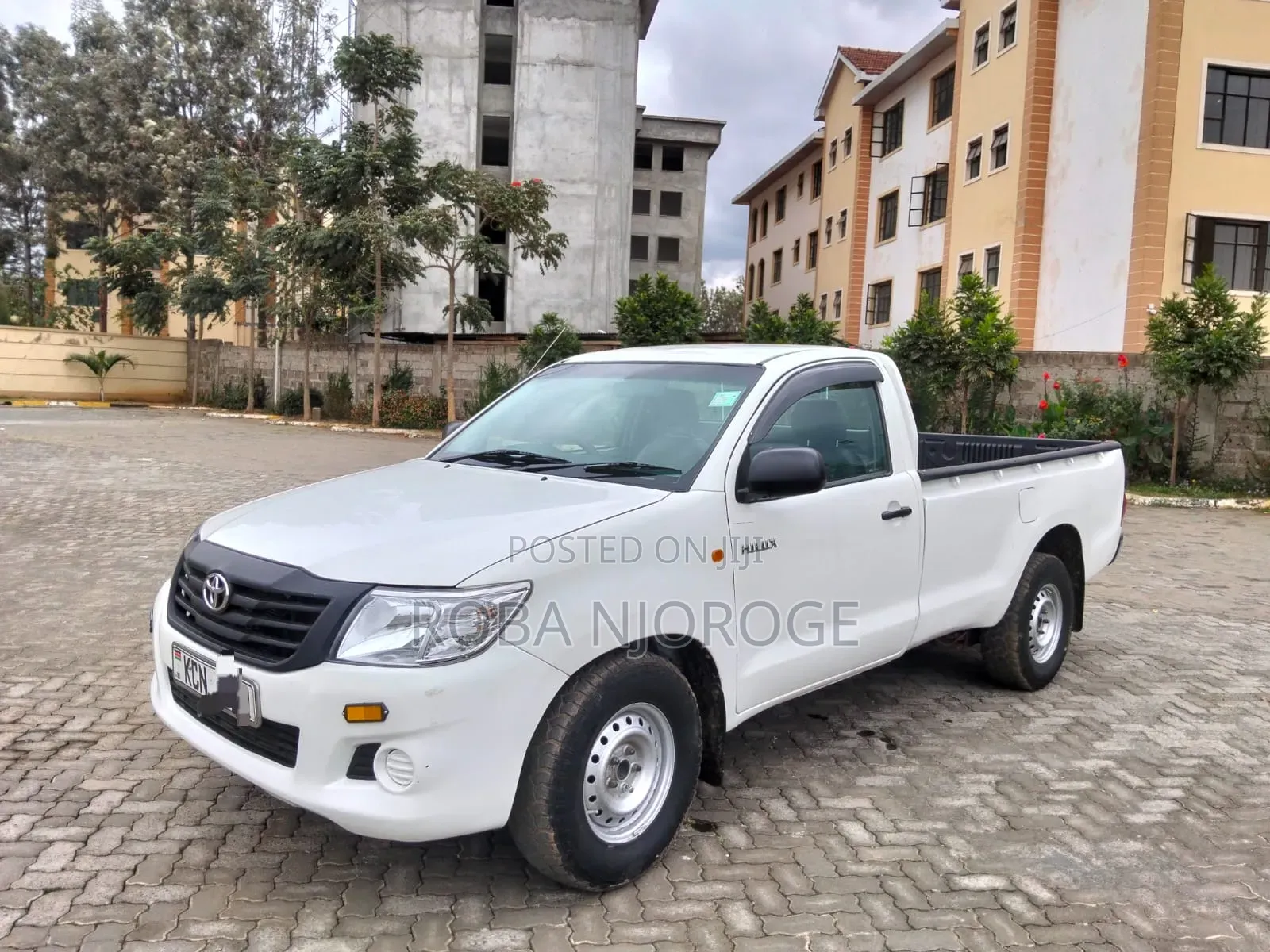 Toyota Hilux 2.5 D-4D SRX 2011 Pearl