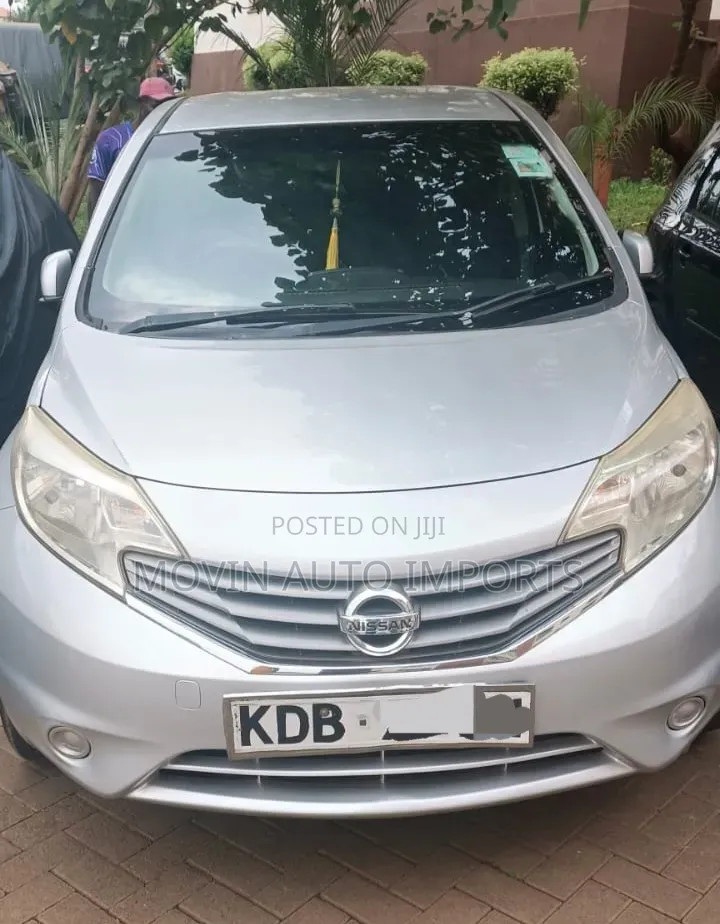 Nissan Note 2013 Silver