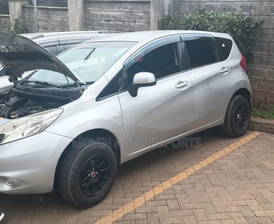 Nissan Note 2013 Silver