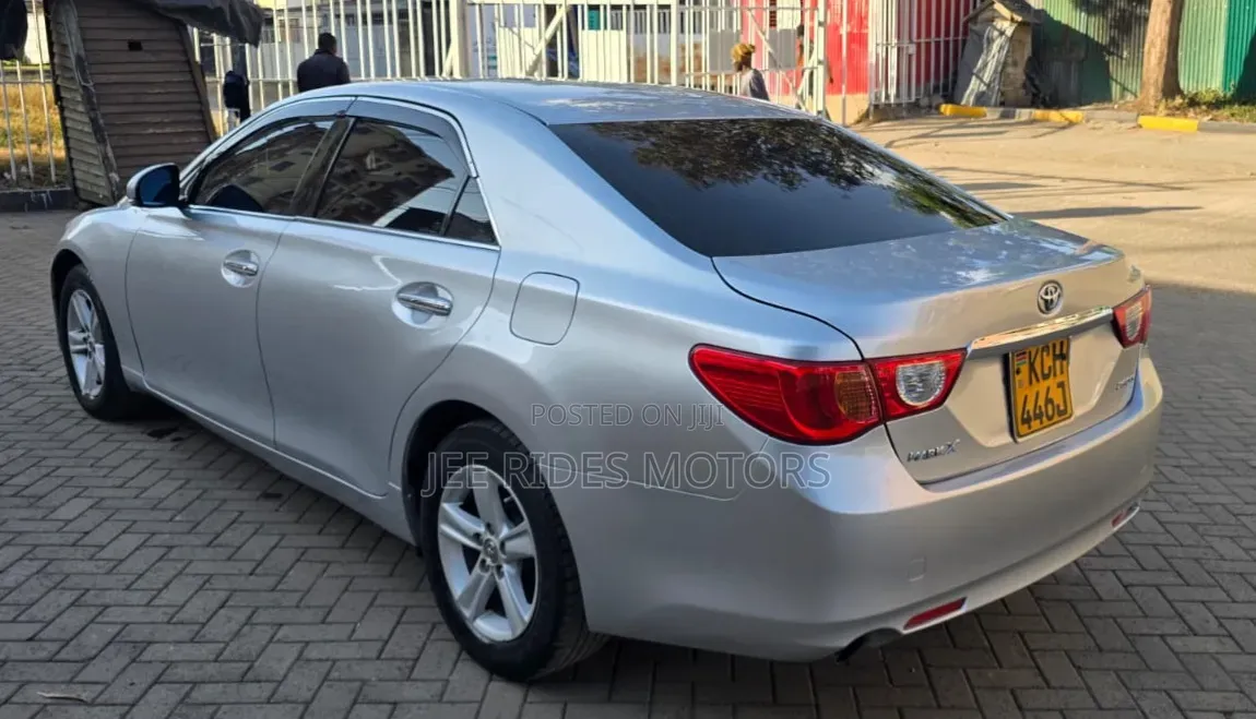 Toyota Mark X 2009 Silver