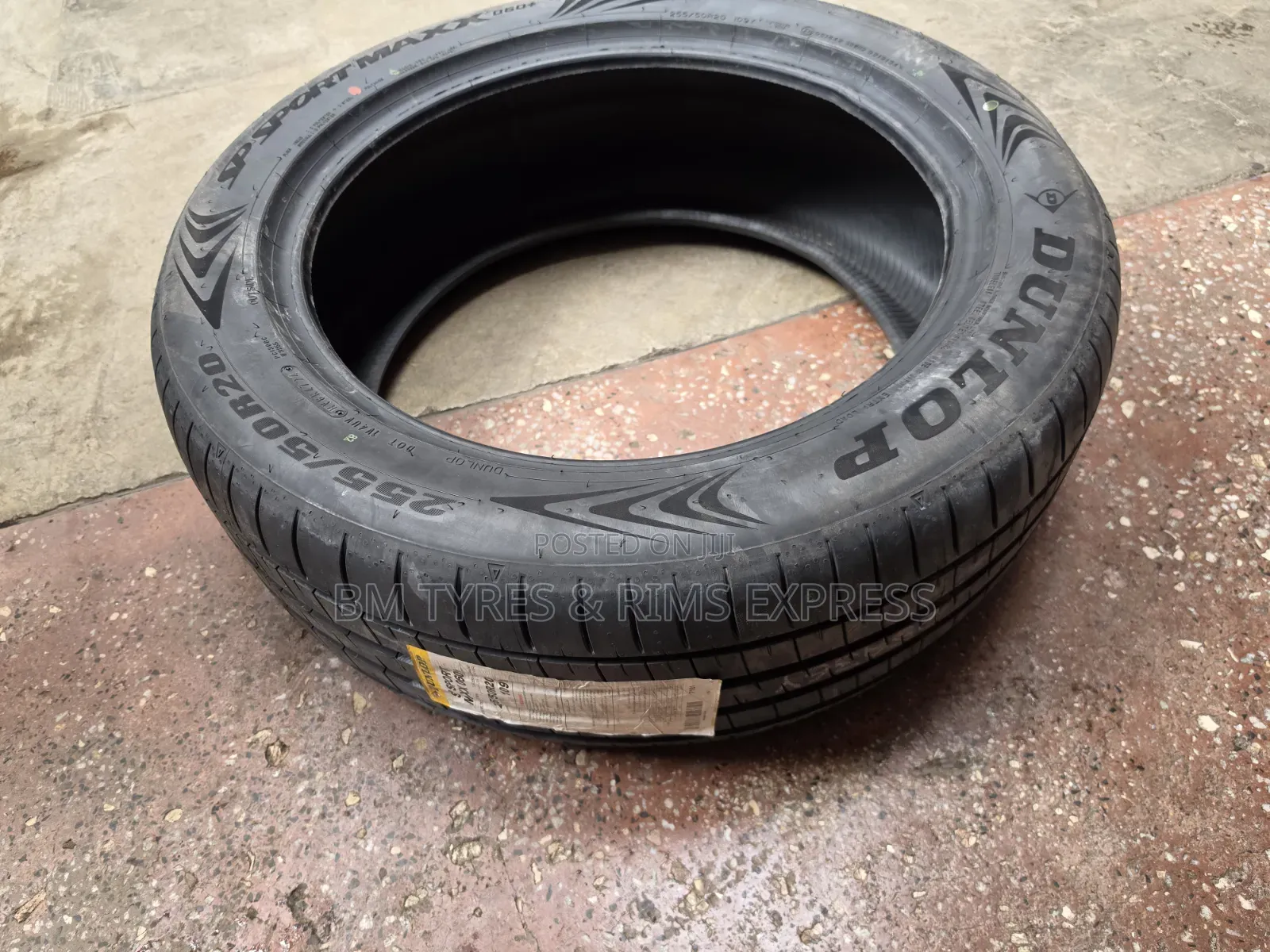 255 /50 R20 Dunlop Tyres (Japan) New Technology.