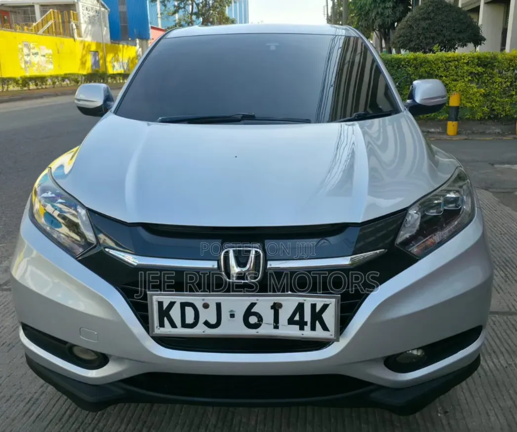 Honda Vezel 2015 Silver