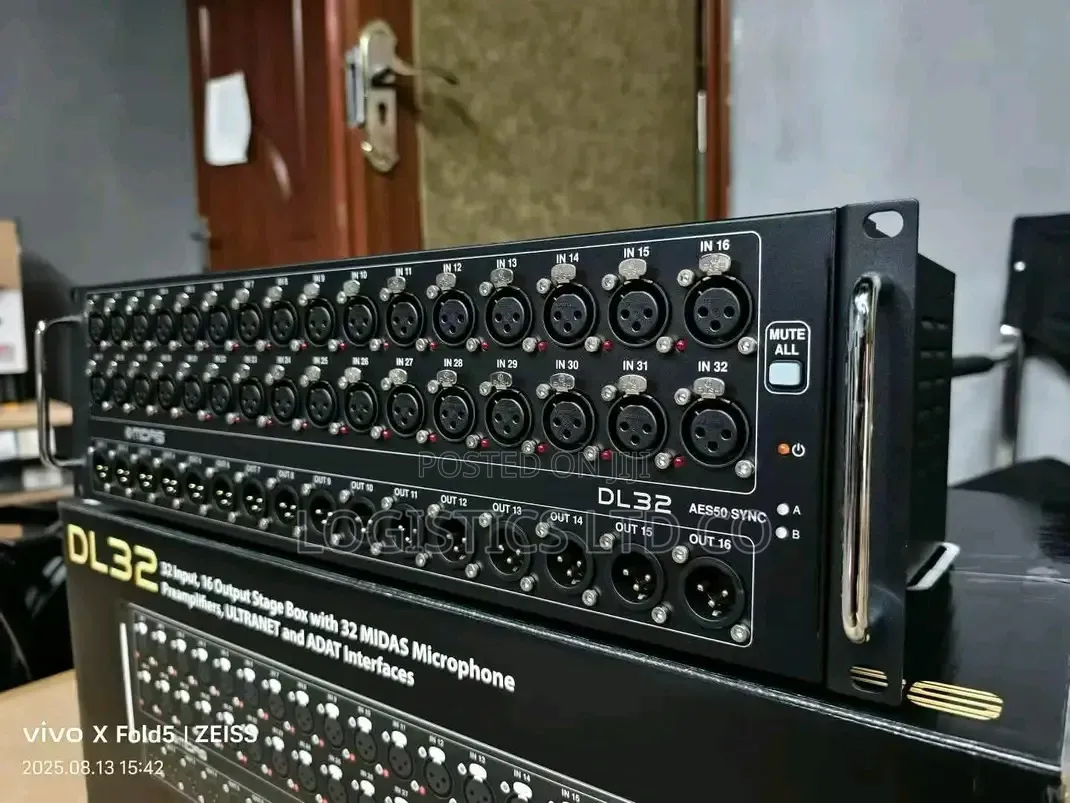 Midas DL32 Stage Box Digital Mixer