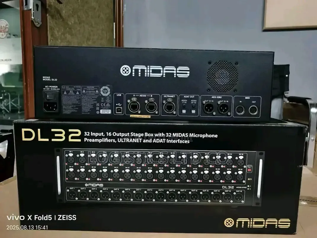 Midas DL32 Stage Box Digital Mixer