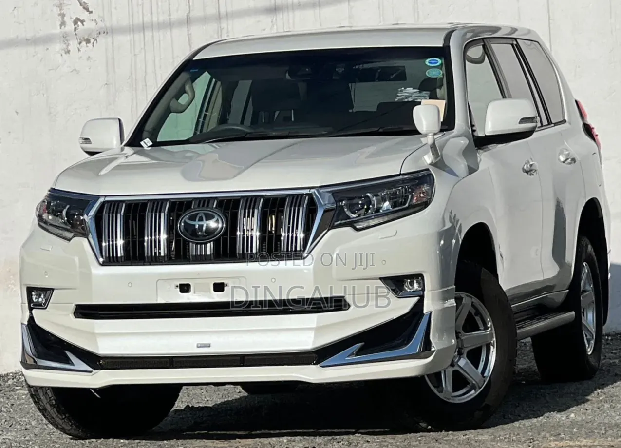 Toyota Land Cruiser Prado 2.7 2019 White