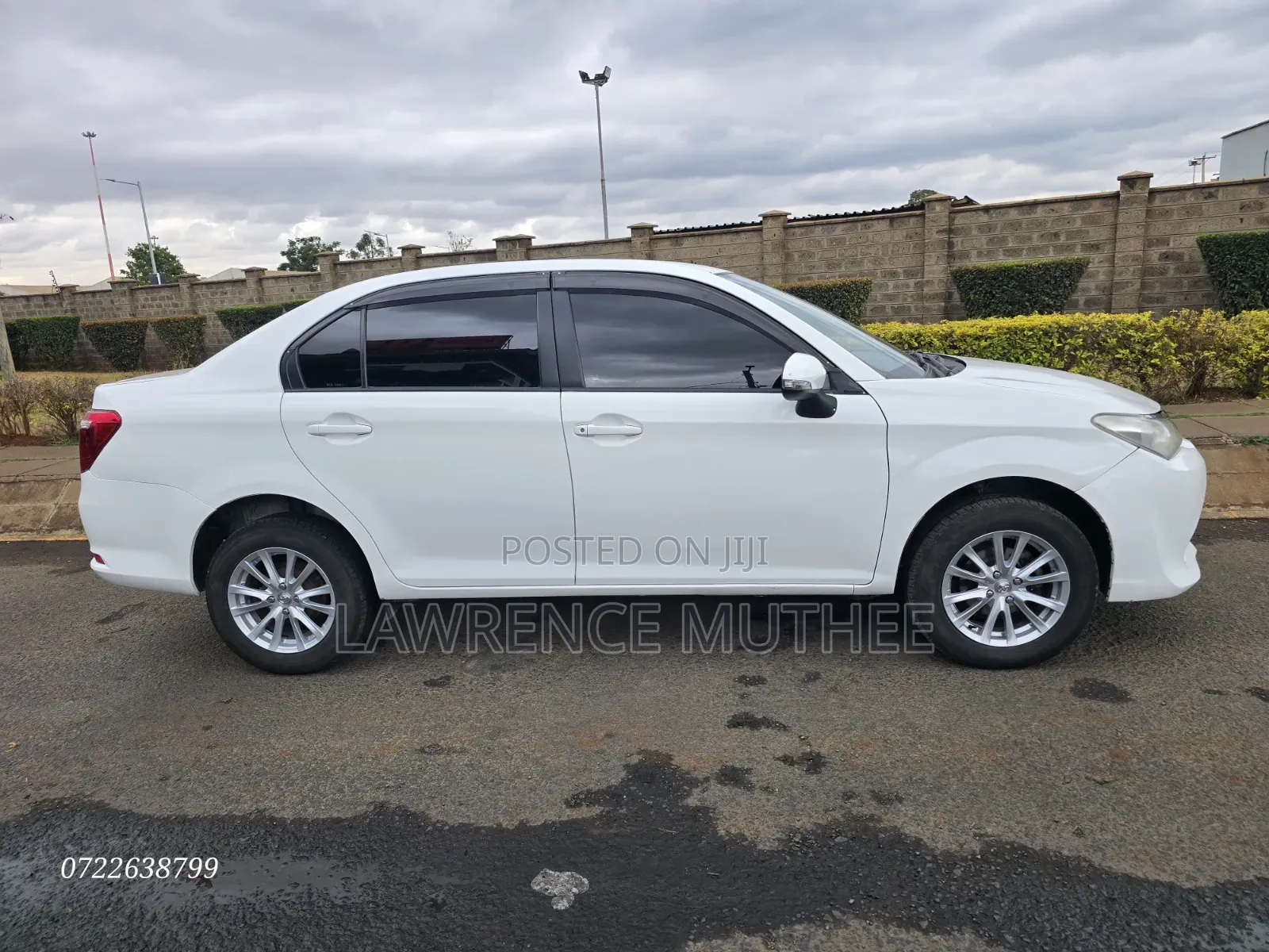 Toyota Axio 2017 Pearl