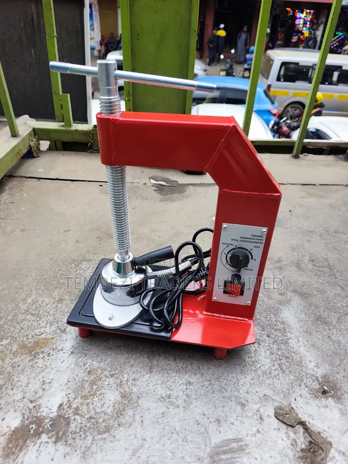 Heavy Duty Automatic Tyre Vulcanizing Machine - Electric