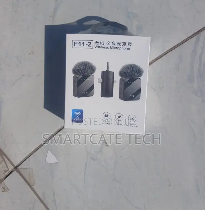 High-Quality F11-2 Dual Wireless Mic With Noise Cancellation