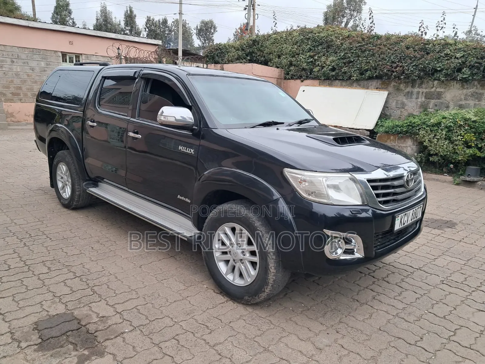 Toyota Hilux 3.0 D-4D 4x4 2013 Black
