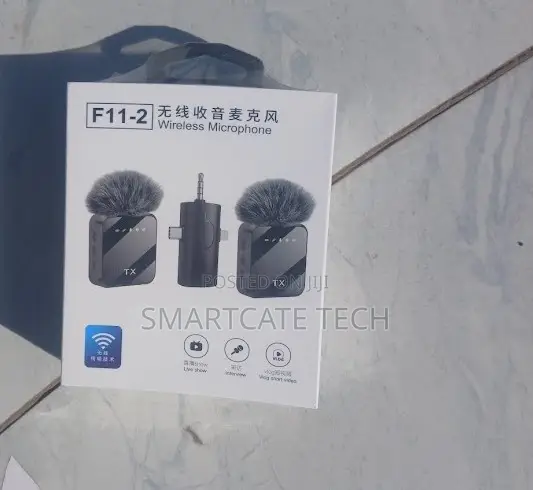 Professional Noise Cancellation F11-2 Wireless Microphone