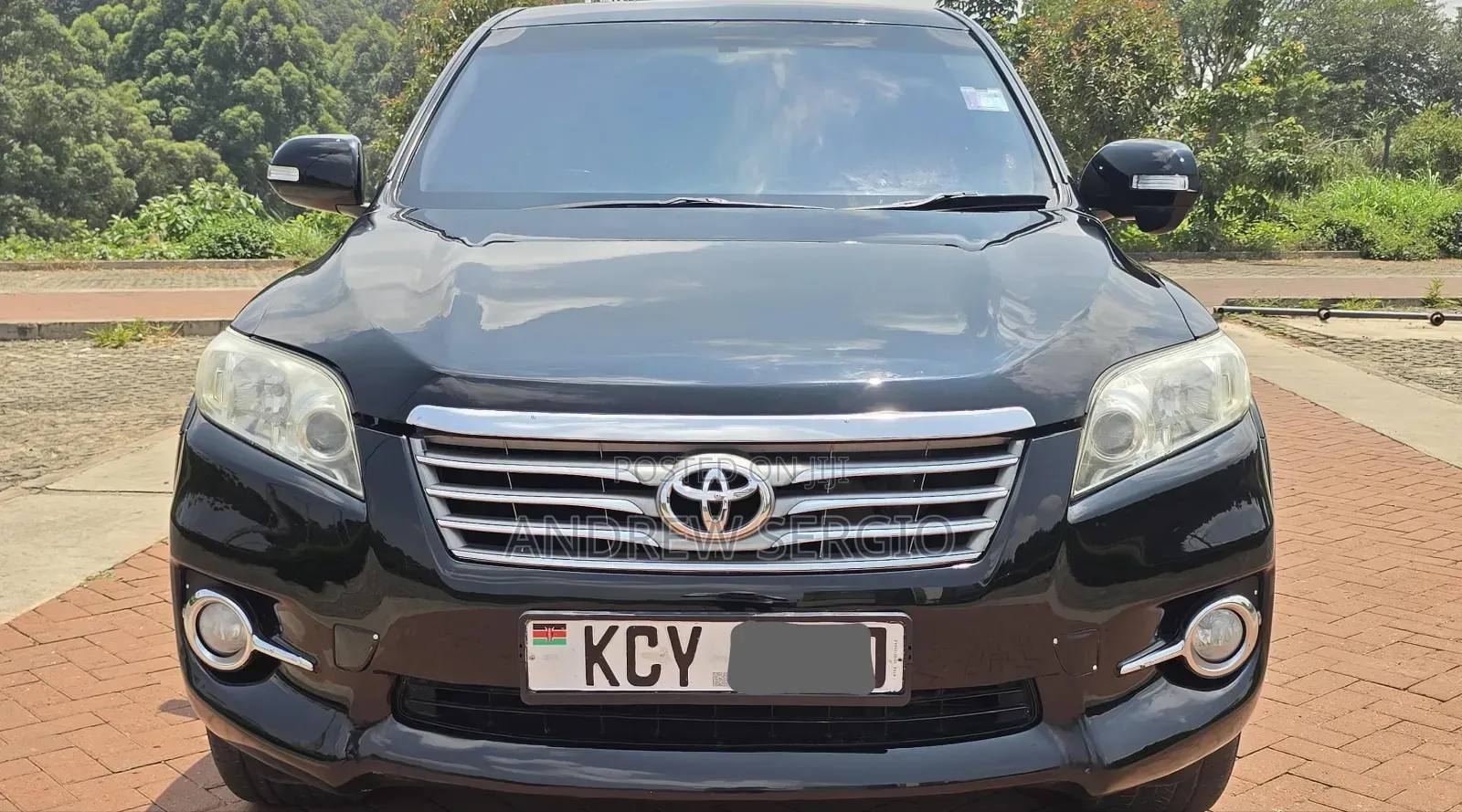 Toyota Vanguard 2012 Black
