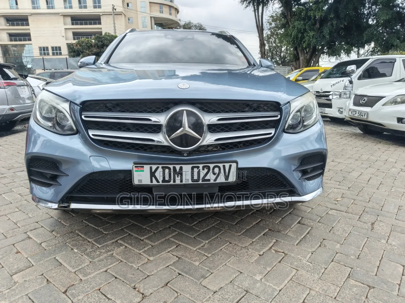 Mercedes-Benz GLC-Class 2016 Blue