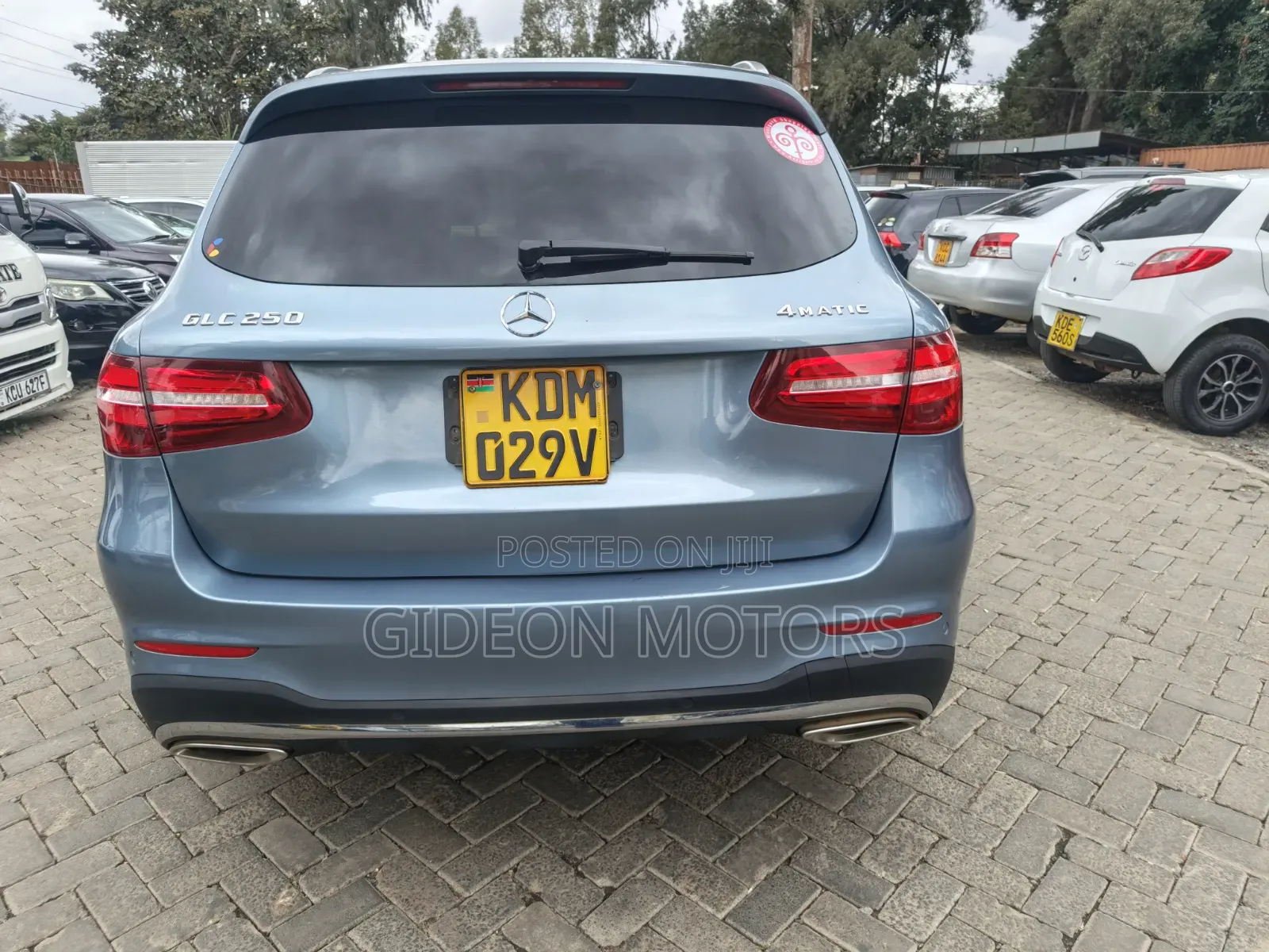 Mercedes-Benz GLC-Class 2016 Blue