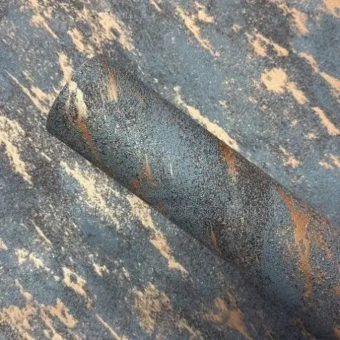 Complementary Decor Wallpaper