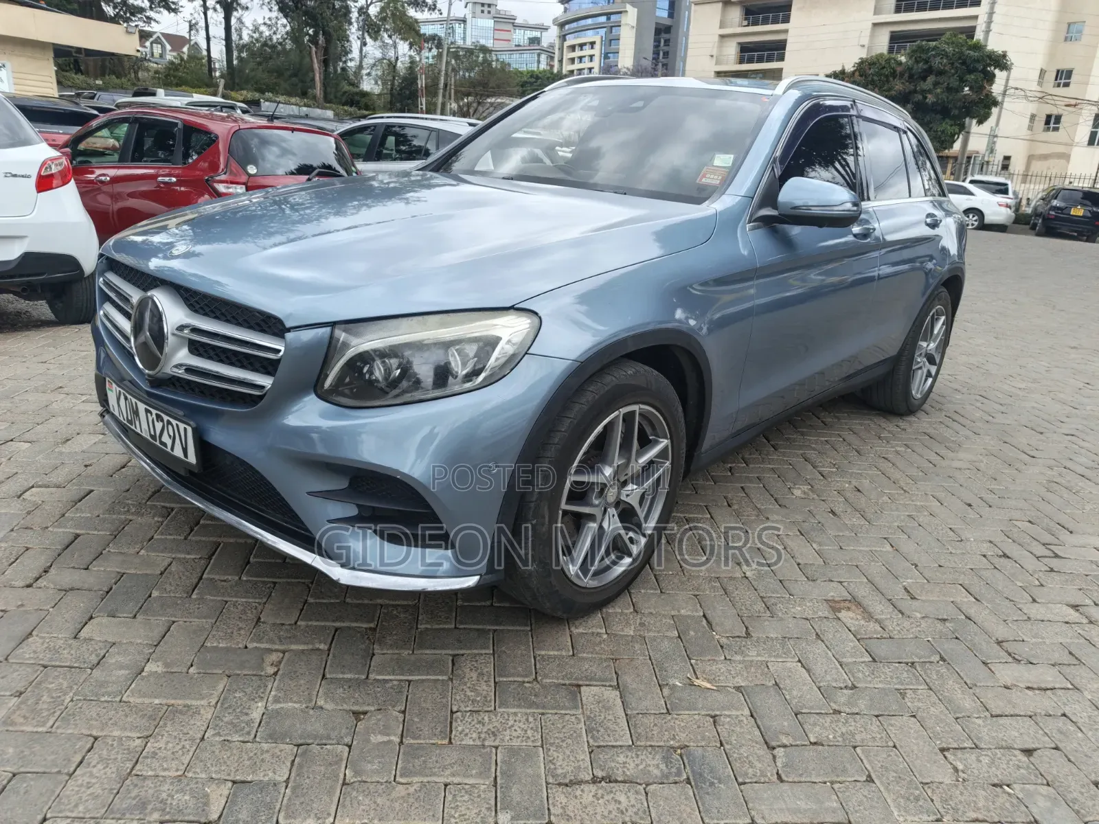 Mercedes-Benz GLC-Class 2016 Blue