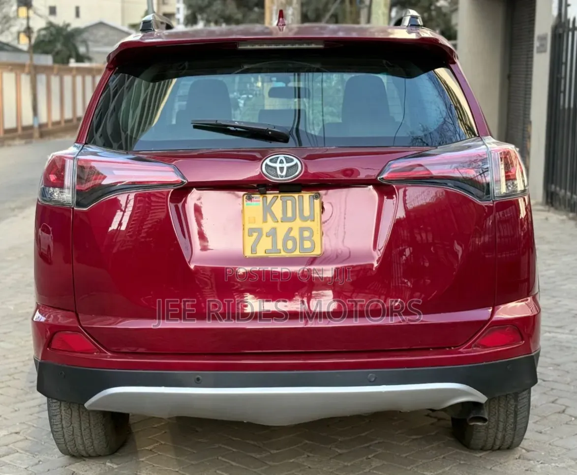 Toyota RAV4 2018 Red