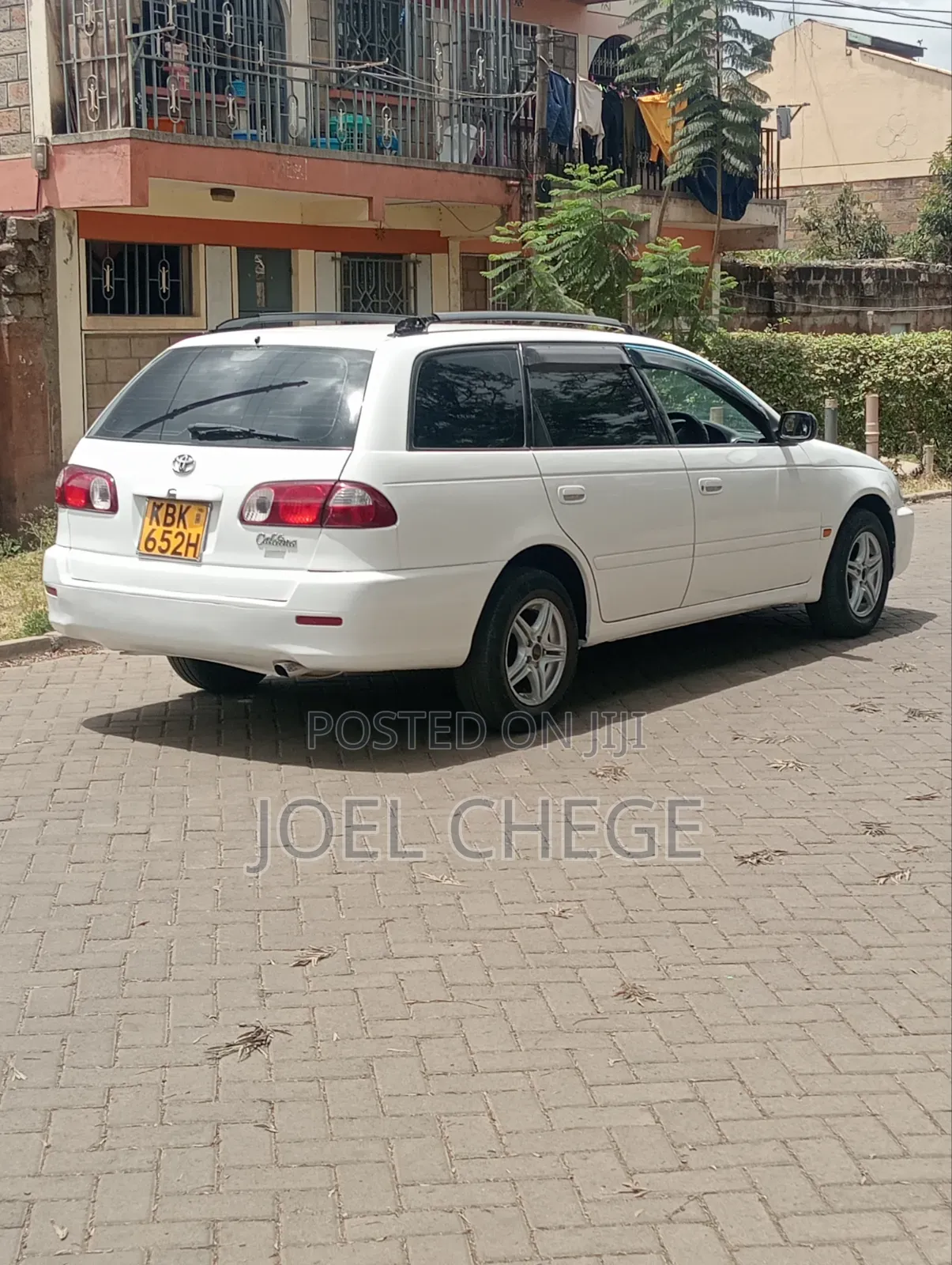 Toyota Caldina 2002 White