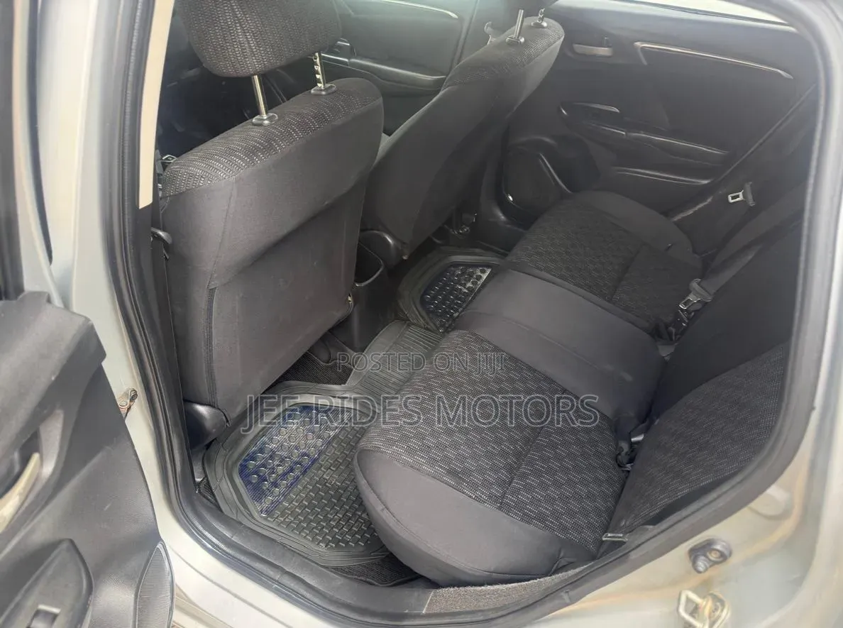 Honda Fit 2015