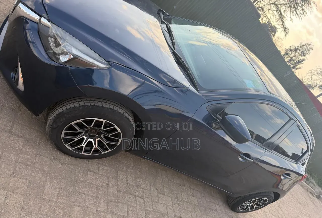 Mazda Demio 2016 Blue