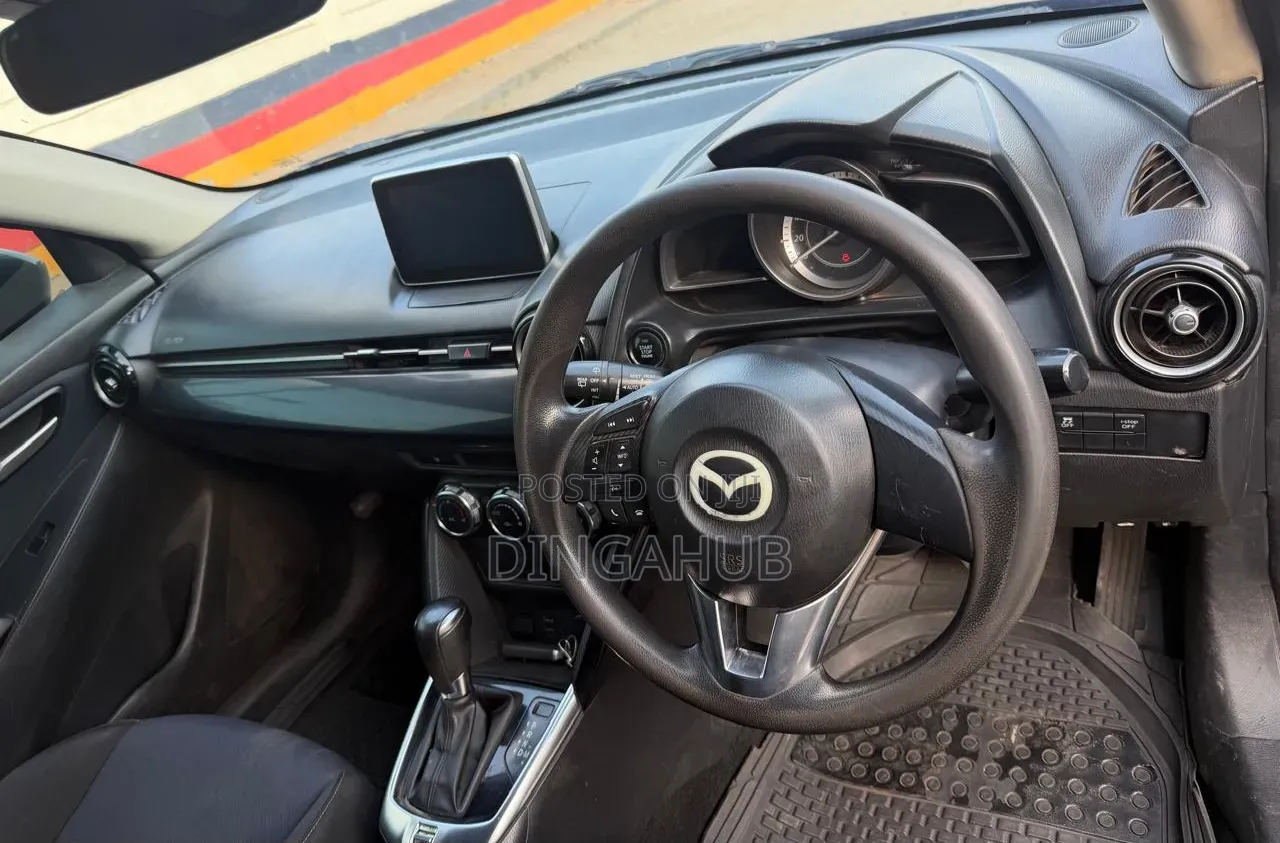 Mazda Demio 2016 Blue