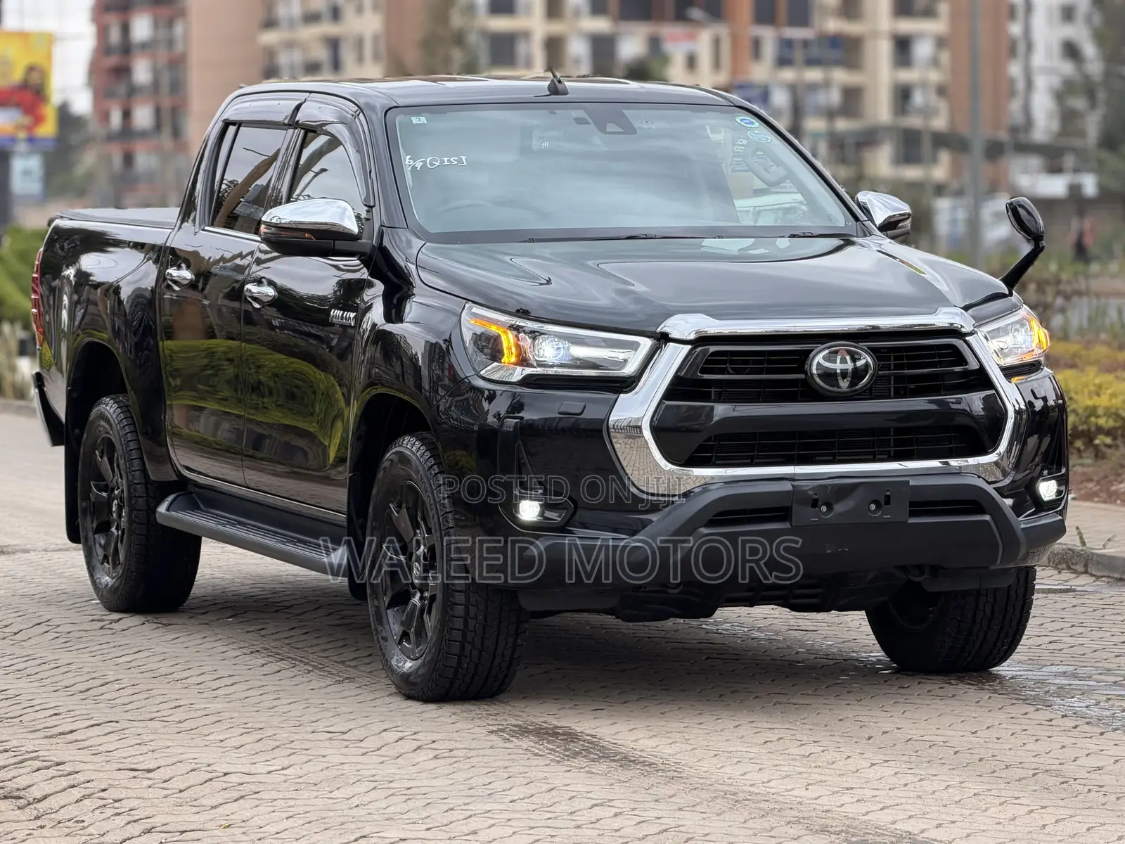 Toyota Hilux 2021 Black