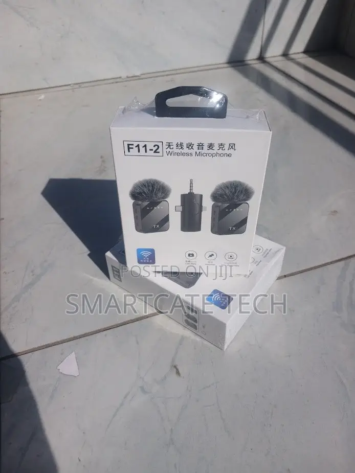 Live Streaming F11-2 Lavalier Microphone 3-in-1 Dual Mic