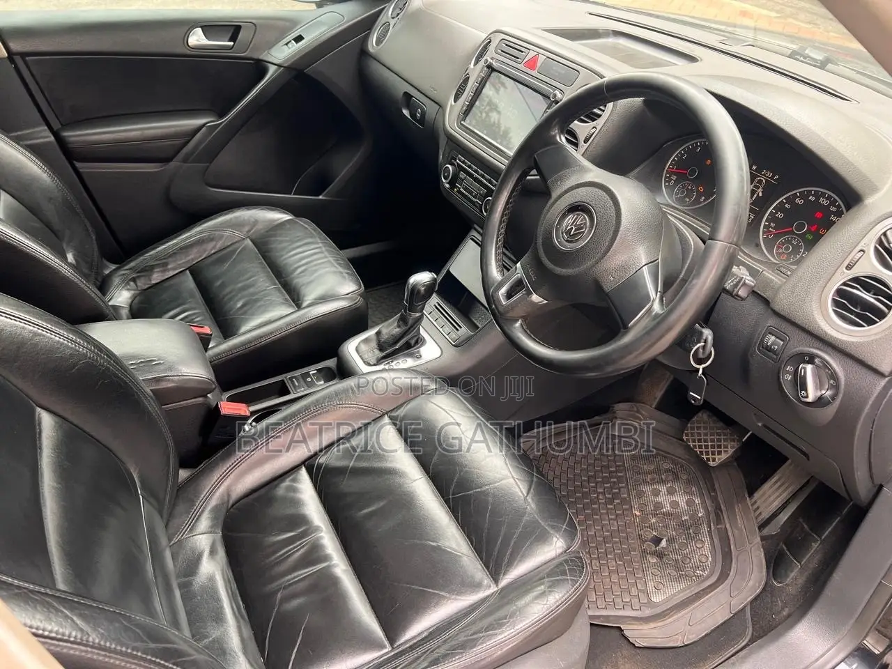 Volkswagen Tiguan 2011 Black