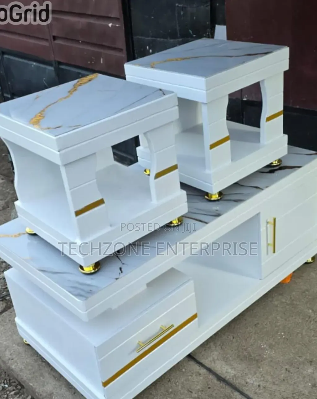 COFFEE TABLE  With Glass/Marble Topping With 2 Stools, White ,,