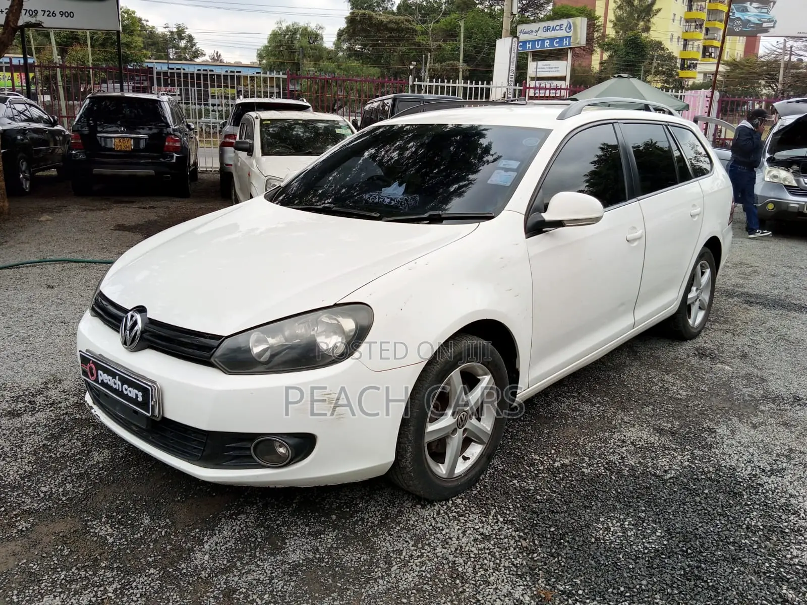 Volkswagen Golf 2011 White