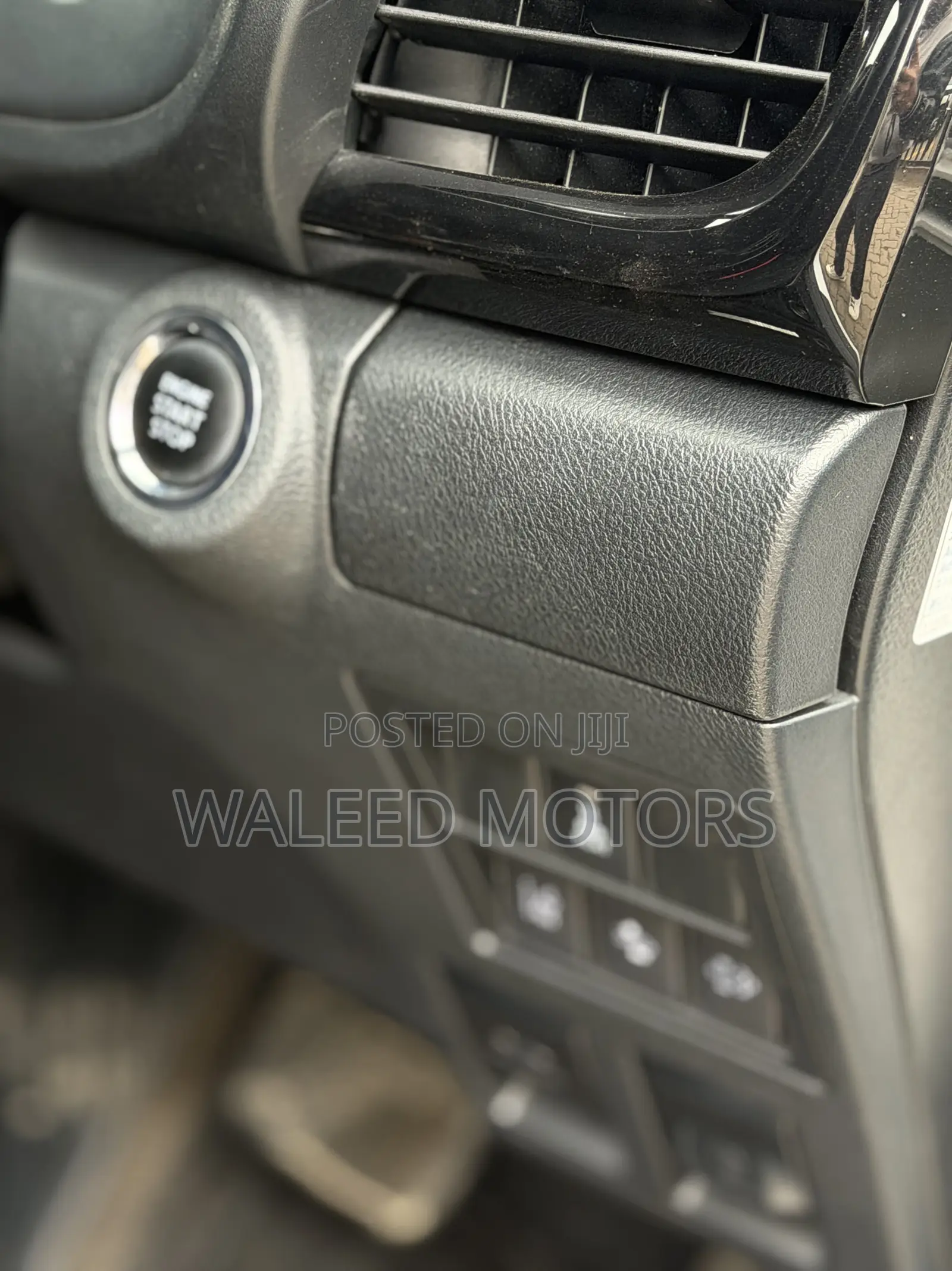 Toyota Hilux 2019 White