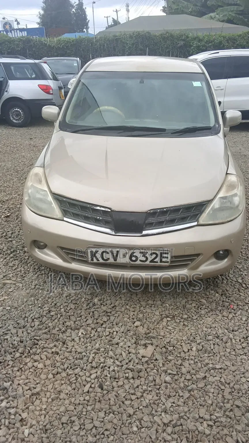 Nissan Tiida 2012 Gray
