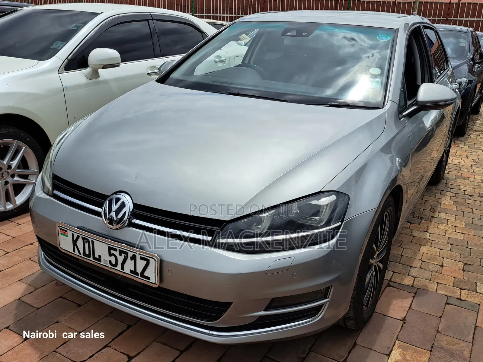 Volkswagen Golf 2015 Gold