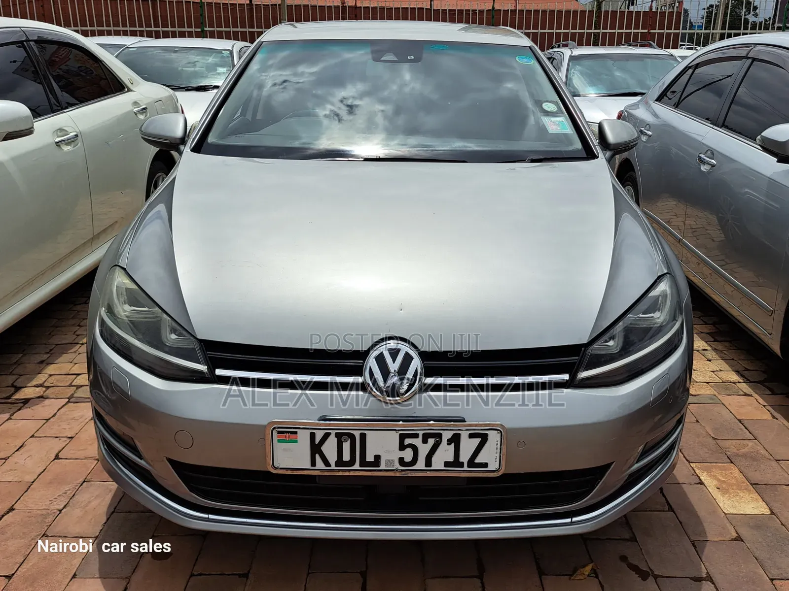 Volkswagen Golf 2015 Gold