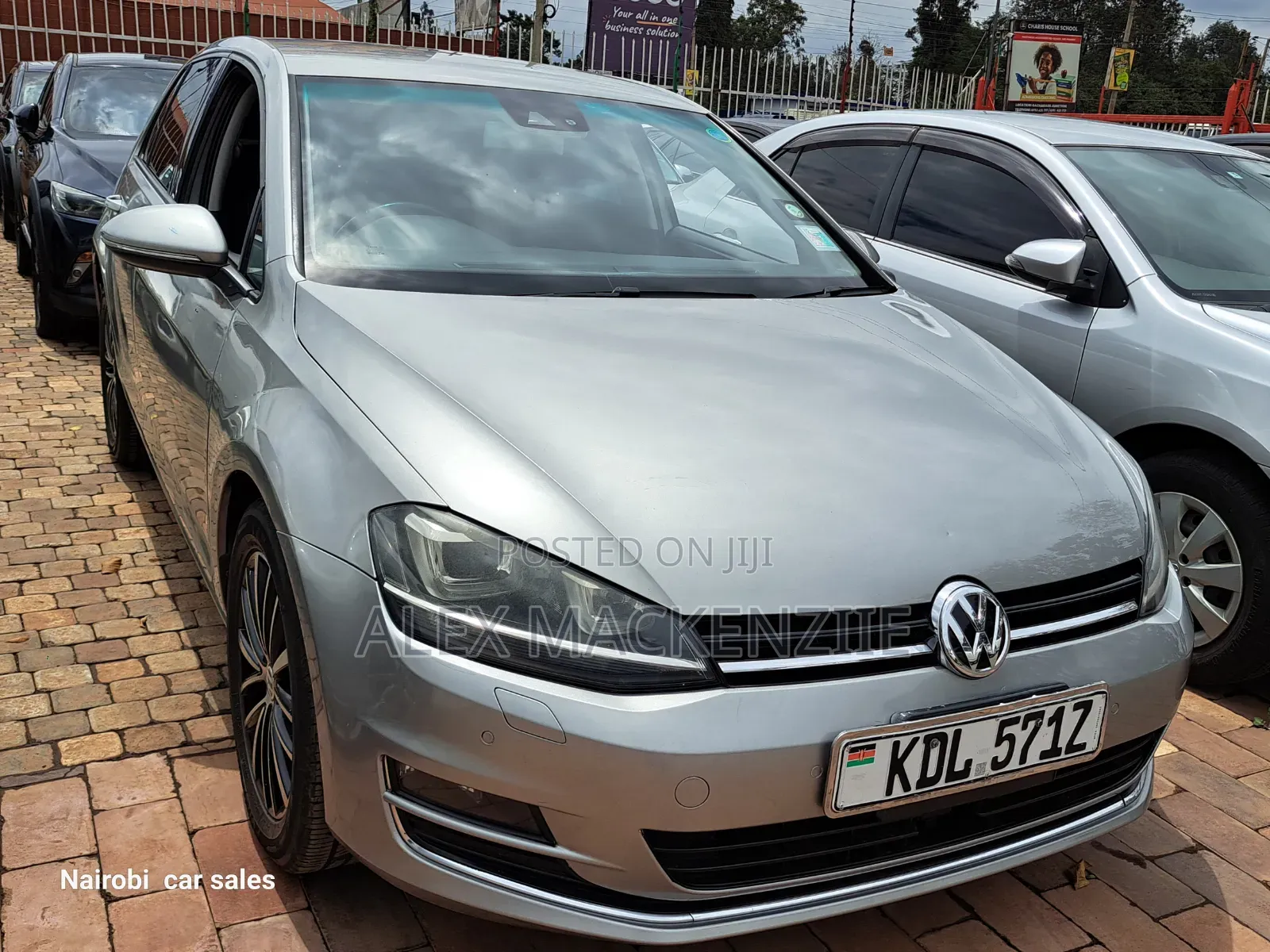 Volkswagen Golf 2015 Gold