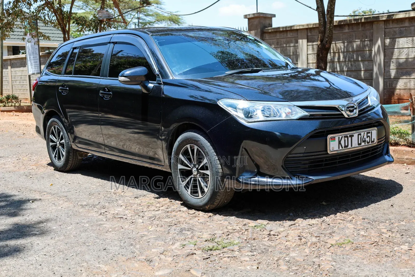 Toyota Corolla Fielder 2018 Black