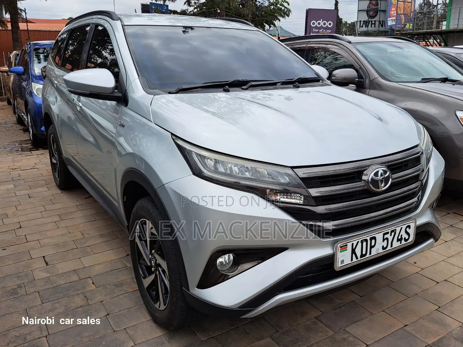Toyota Rush 2022 Silver