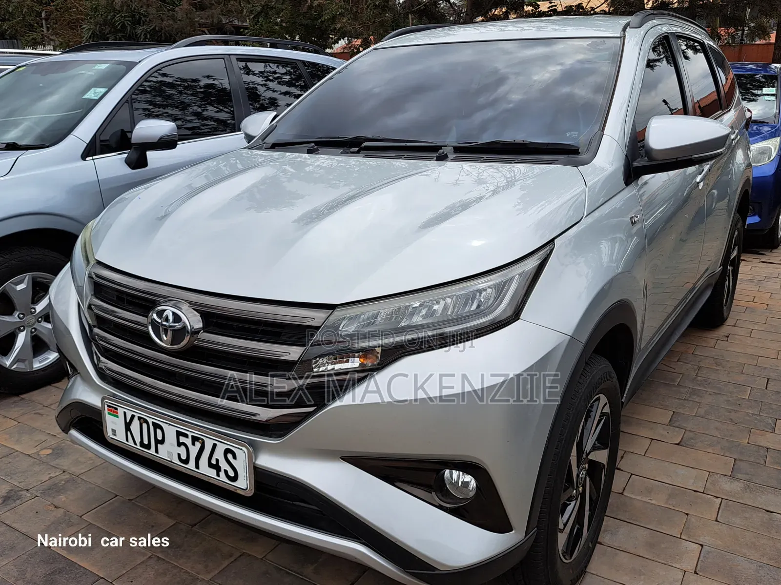 Toyota Rush 2022 Silver